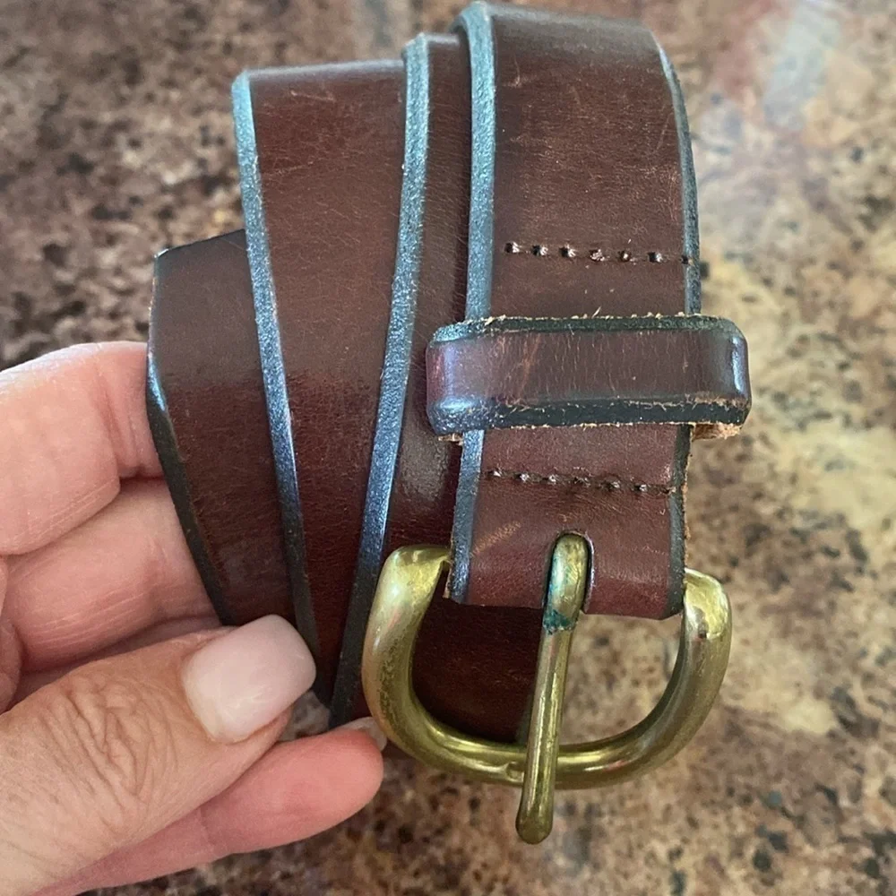 Fossil Brown leather Belt Mens M Solid Brass Buckle Simple minimalist Western
